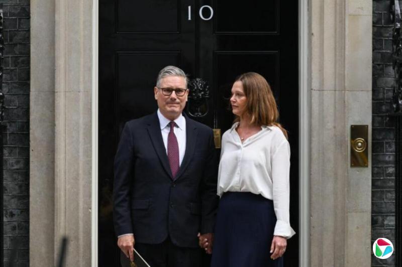 英首相斯塔默宣布辞职 伯纳姆要竞选党魁争首相大位