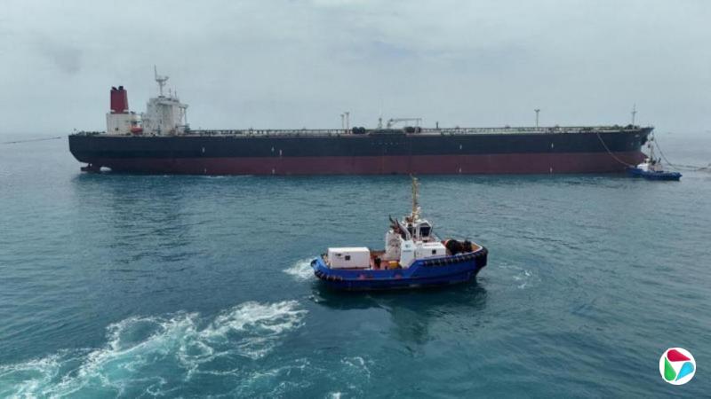 战火再起 霍尔木兹海峡交通几近停滞
