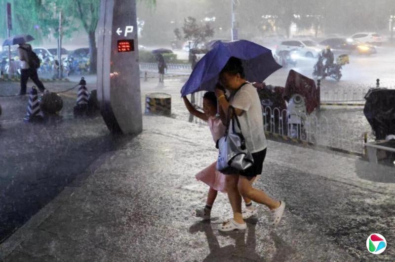 北京暴雨料持续40小时 73家养老机构关停全部老人转移