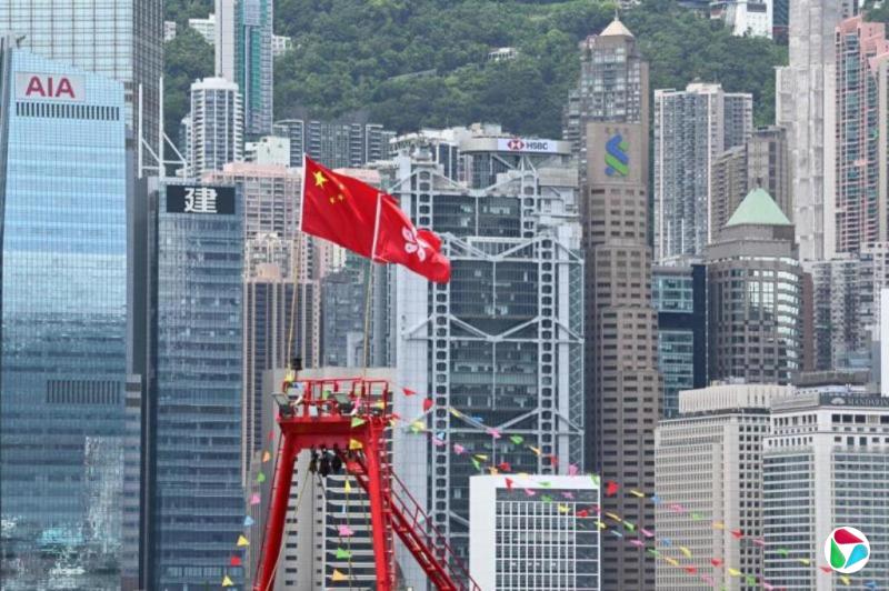 港媒:北京接触港政商界人士 为下届特首及政府班子摸底