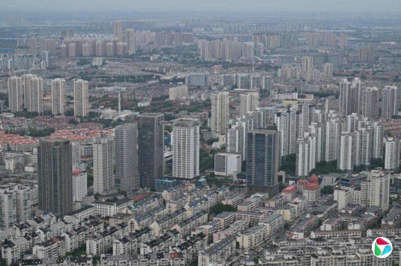 中国承诺确保完成全年增长目标 加快“六张网”建设