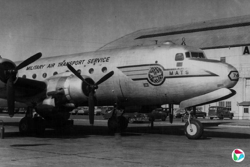 ��һ����ͳר����һ�ܵ�����˹C-54�ͷɻ����������еس���Ϊ����ʥĸţ����