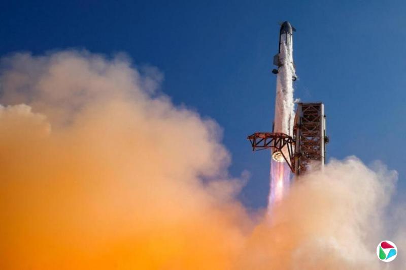 SpaceX星舰成功完成上市后首次试飞