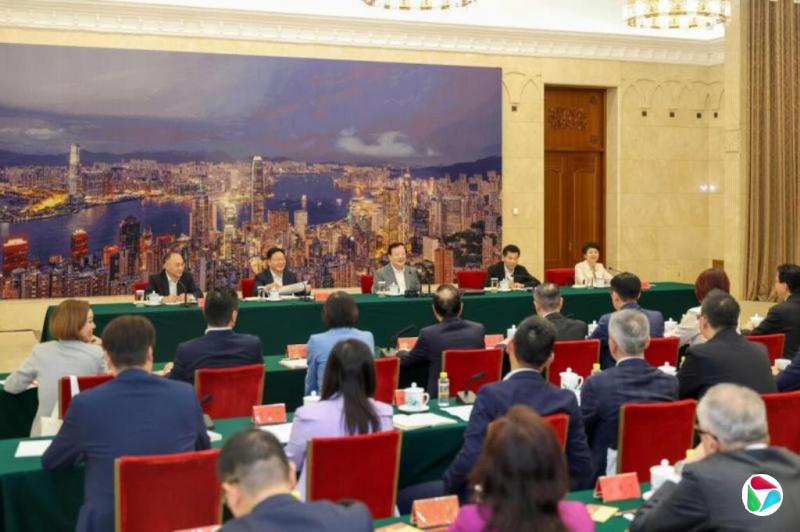港媒:夏宝龙与议员会面五小时 提醒议员维护议会形象
