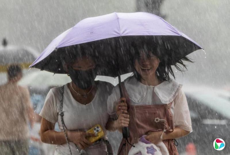 台风“白海豚”趋近中国东部沿海 强降雨将至