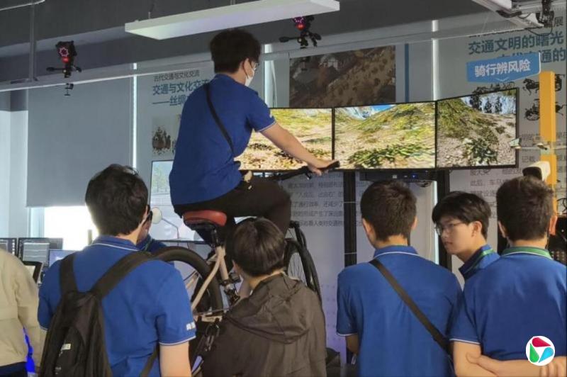 人工智能普及 香港青年陷入“找工难”困境