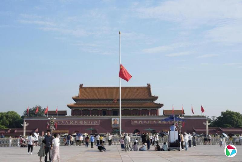 朱镕基遗体火化 习近平等送别 胡锦涛送花圈