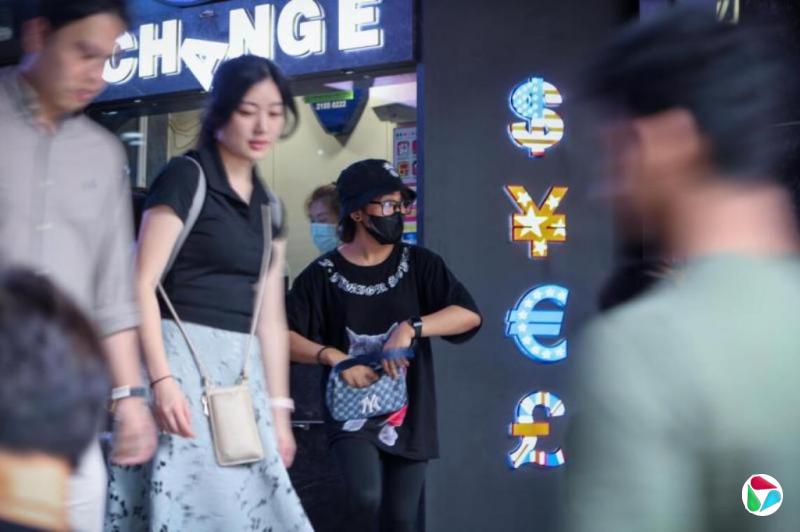 人民币兑美元即期汇率创逾三年半新高
