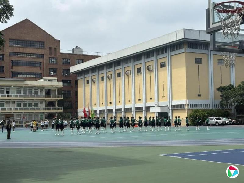 【特稿】从名校缺师到教师求自保 台湾“铁饭碗”为何失色
