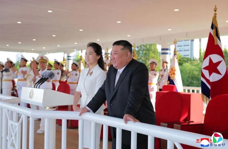 韩情报院:金正恩女儿金珠爱有一名弟妹 接班人地位更明确