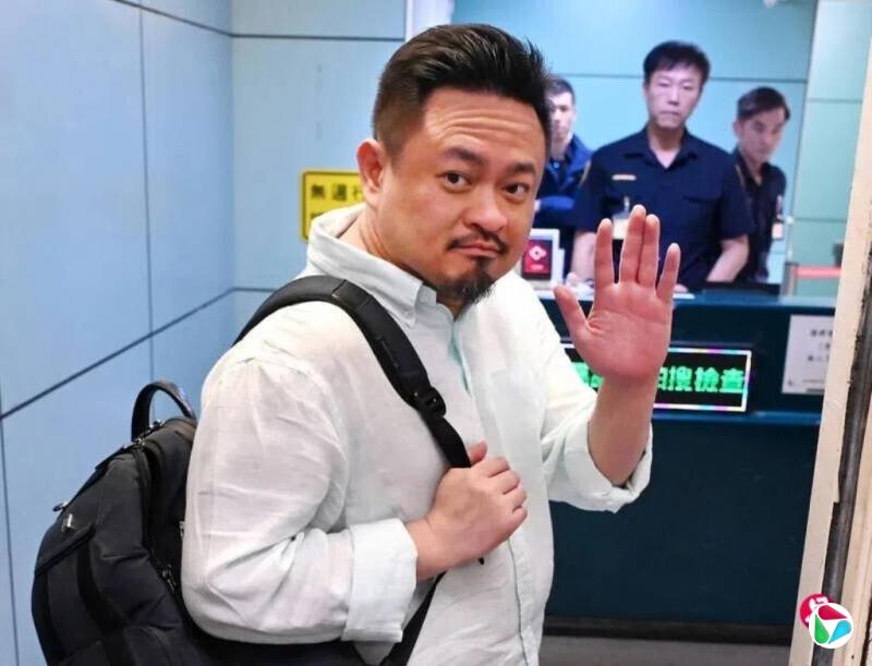 台劳动部长洪申翰启程赴大陆出席APEC会议