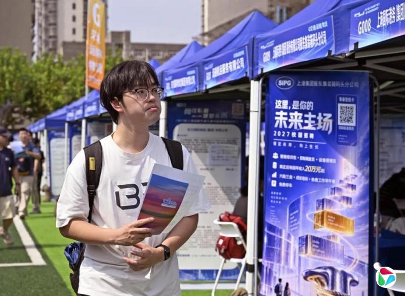 中国教育部:中国接受过高等教育的人口达2.7亿