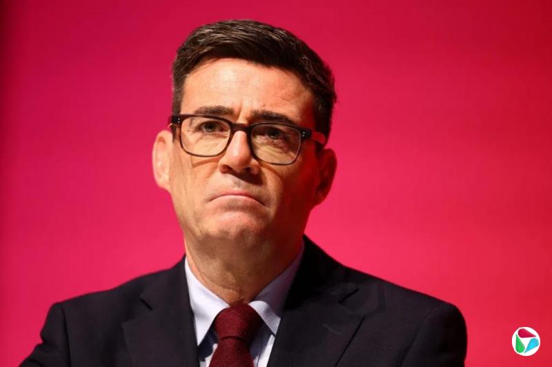 英国首相承诺改革社会护理 方案留待下届大选提出