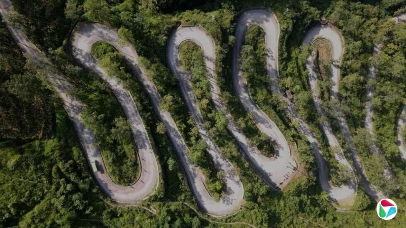 贵州通报二十四道拐收费:不承担主干道交通功能 观光车自愿选购