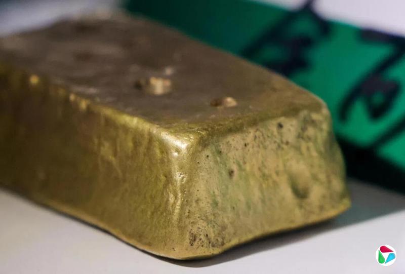 金价下探4000美元关口 中国家庭逢低买入